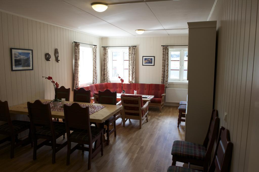 Smuksjoseter Apartments Hovringen Экстерьер фото